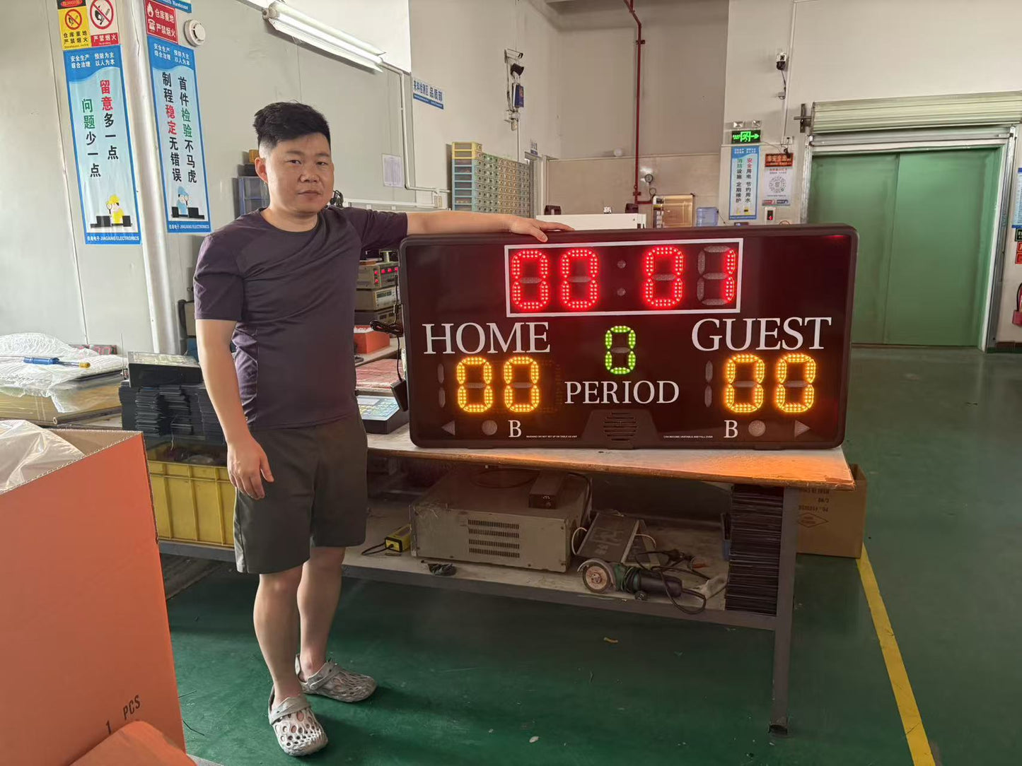 Multisport Indoor Tabletop Scoreboard with remote control, Black
